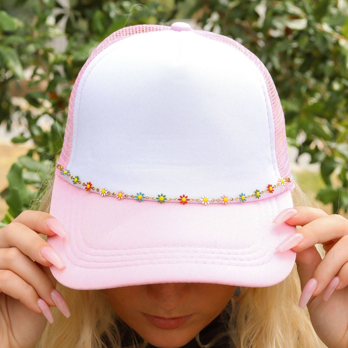 Trucker Hat Daisy Chain