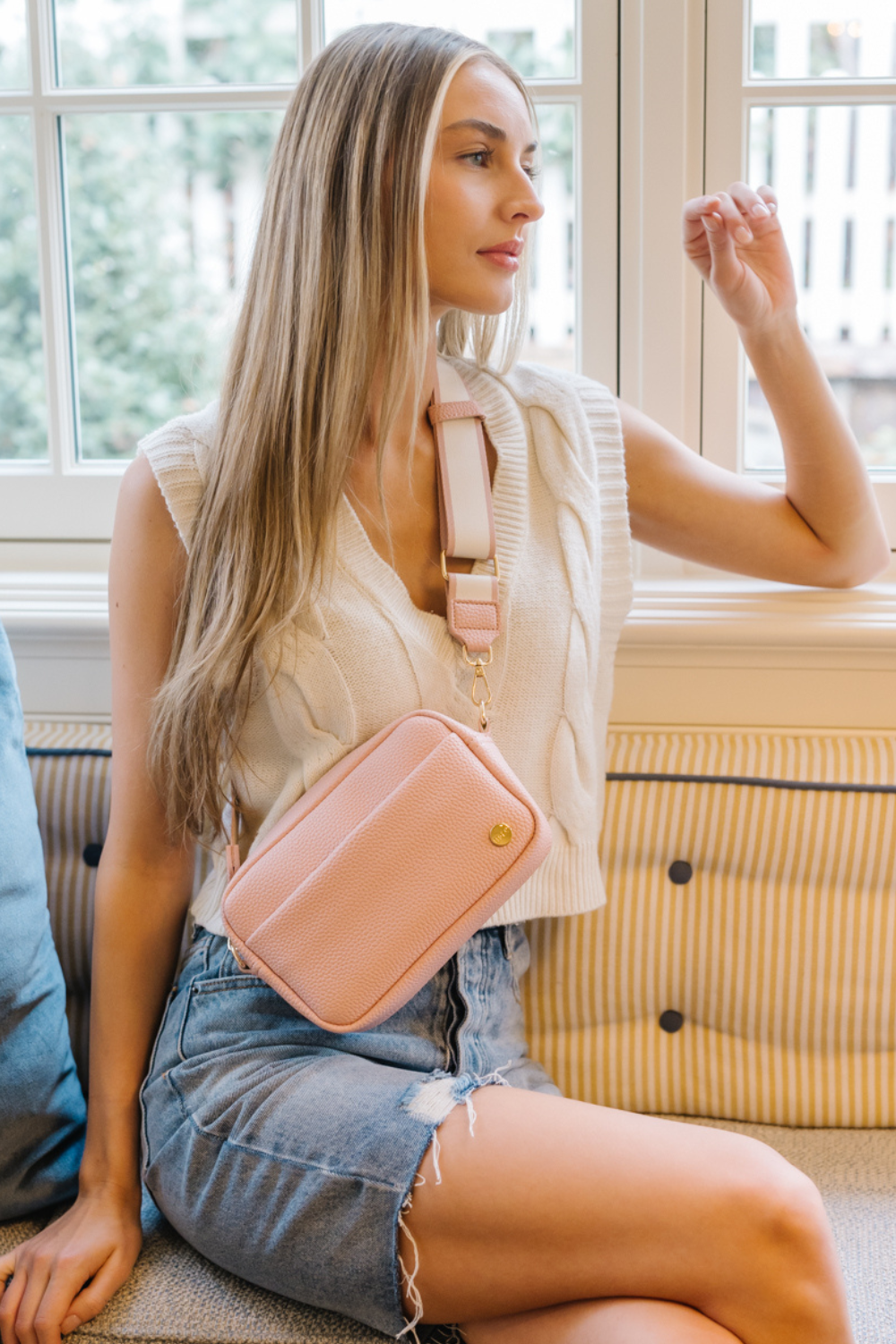 Willow Crossbody/Belt Bag: Powder blue