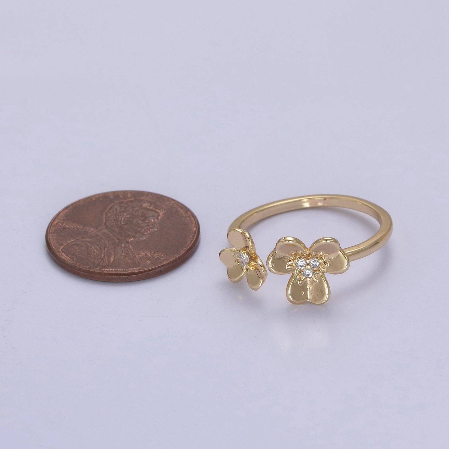 Daisy Gold Adjustable Ring