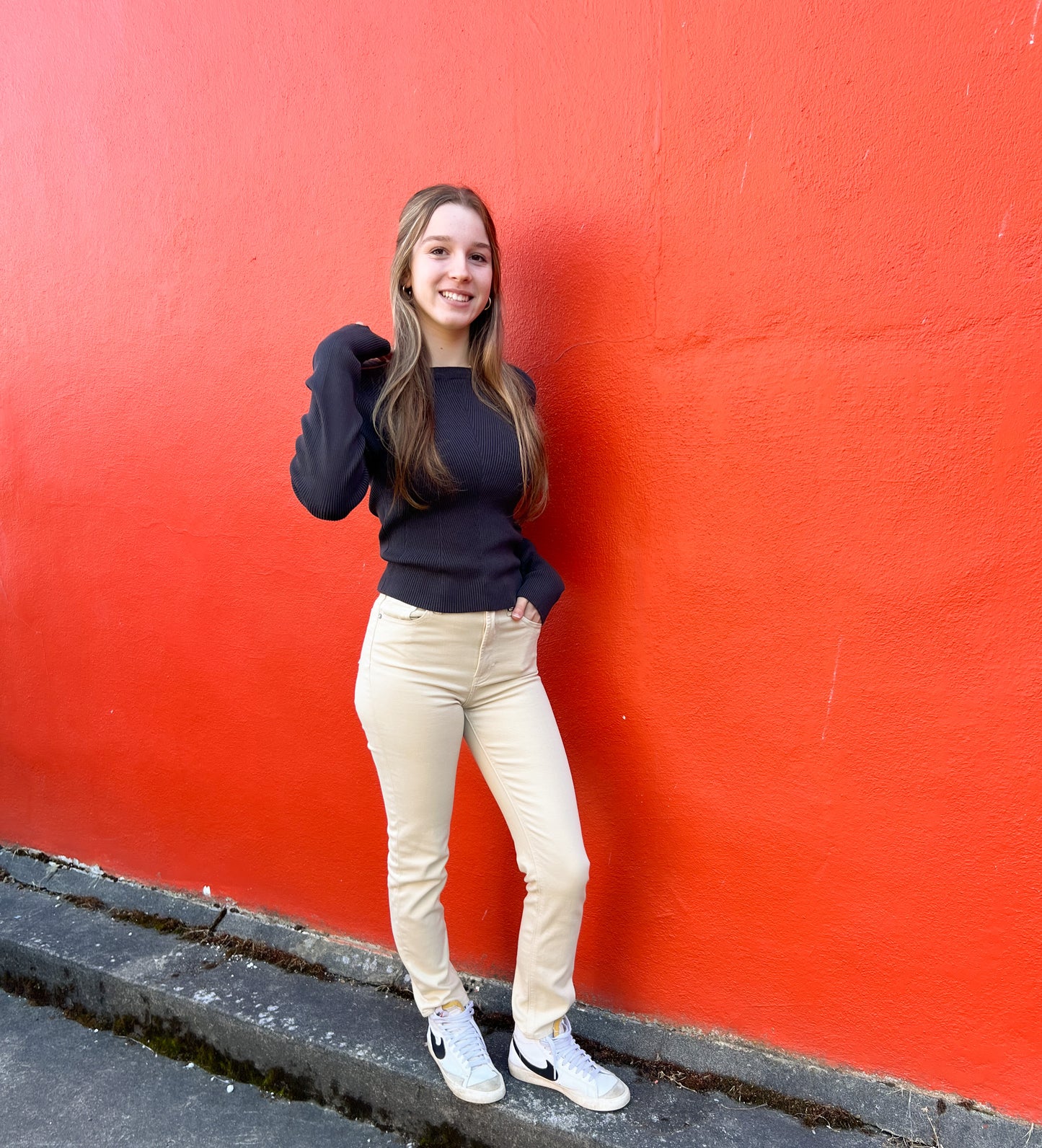 KHAKI CLEAN MOM JEAN
