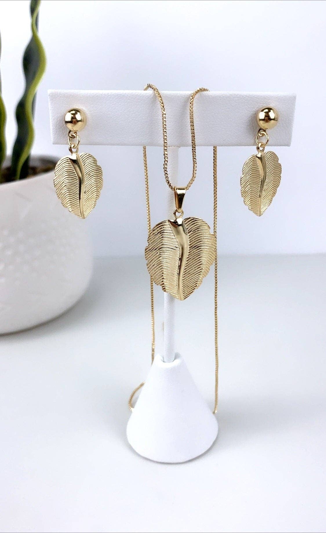 18k Gold Filled 1mm Box Chain with Leafs Set