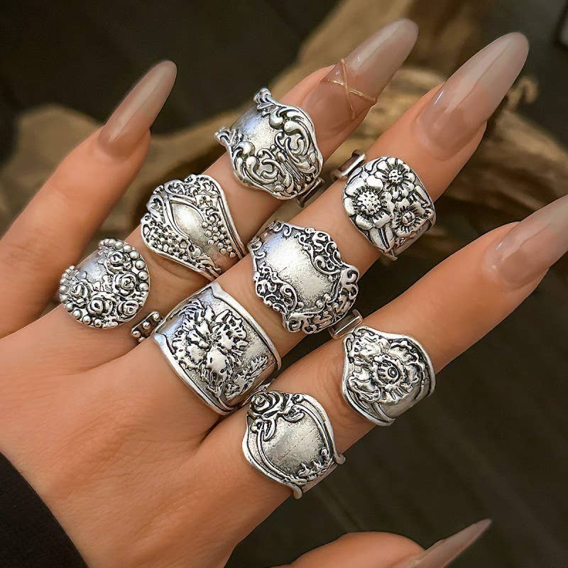 VINTAGE FLORAL STATEMENT RINGS