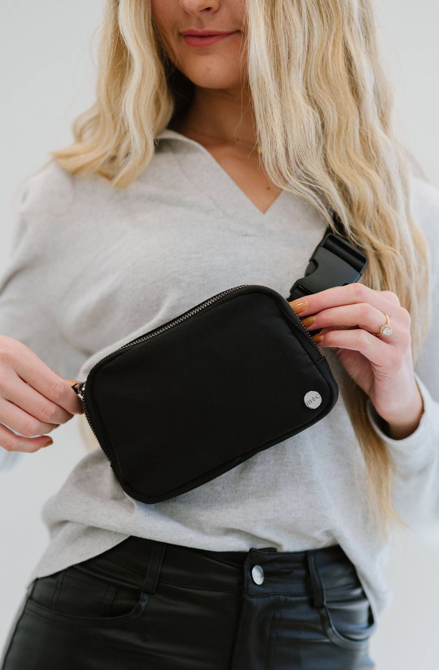 Madison Crossbody/Belt Bag: Black