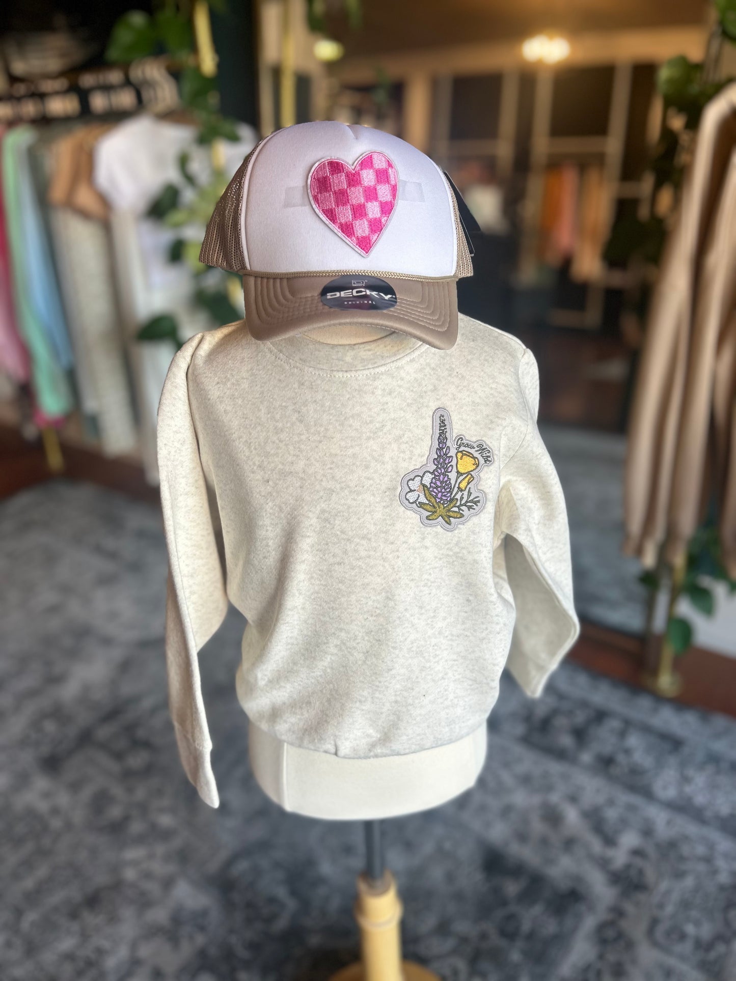 Girls Checkered Heart Trucker Hat