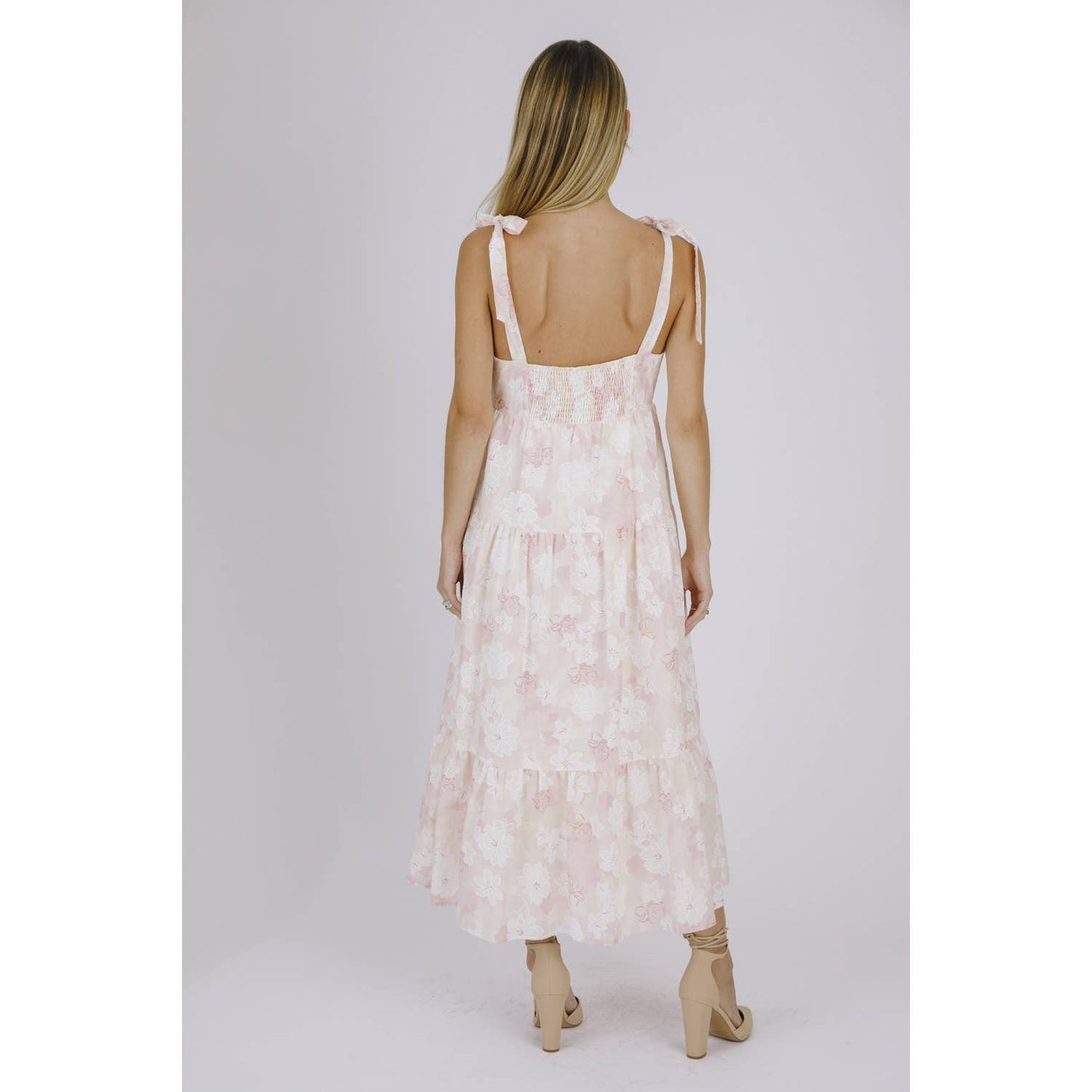 FLORAL & LIGHT RUFFLE DRESS