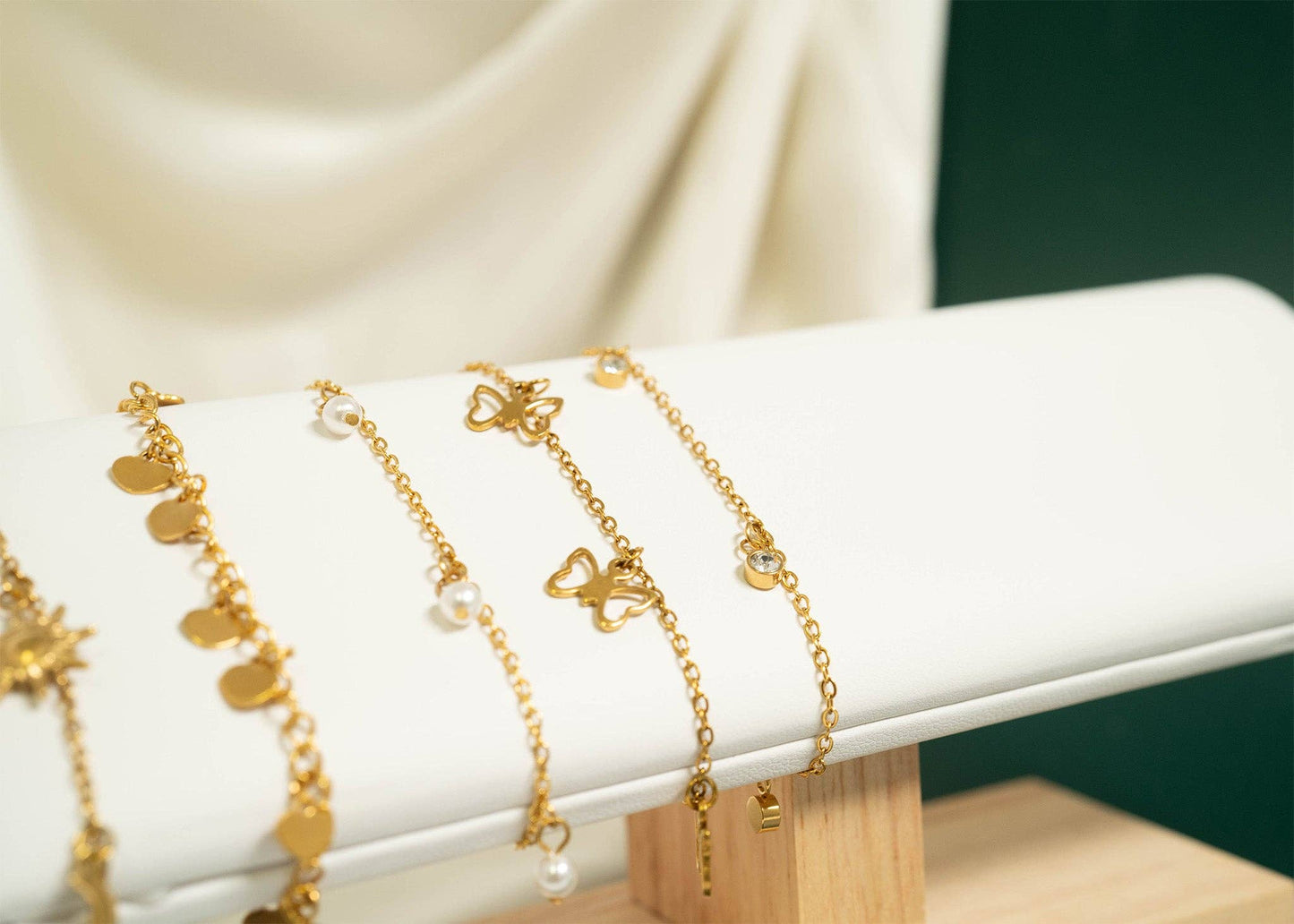 18K Pearl Charm Anklet