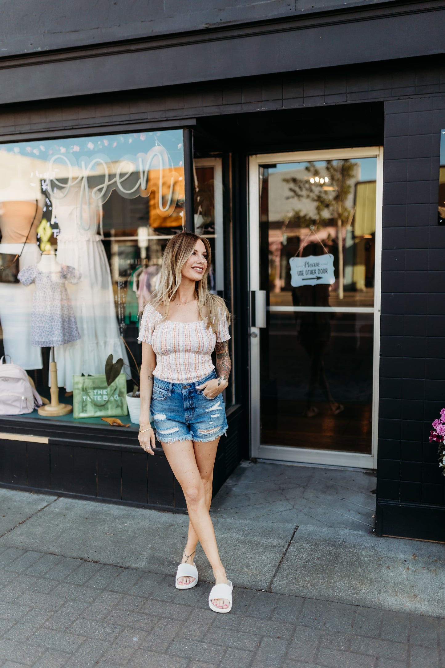 DISTRESSED DENIM SHORTS