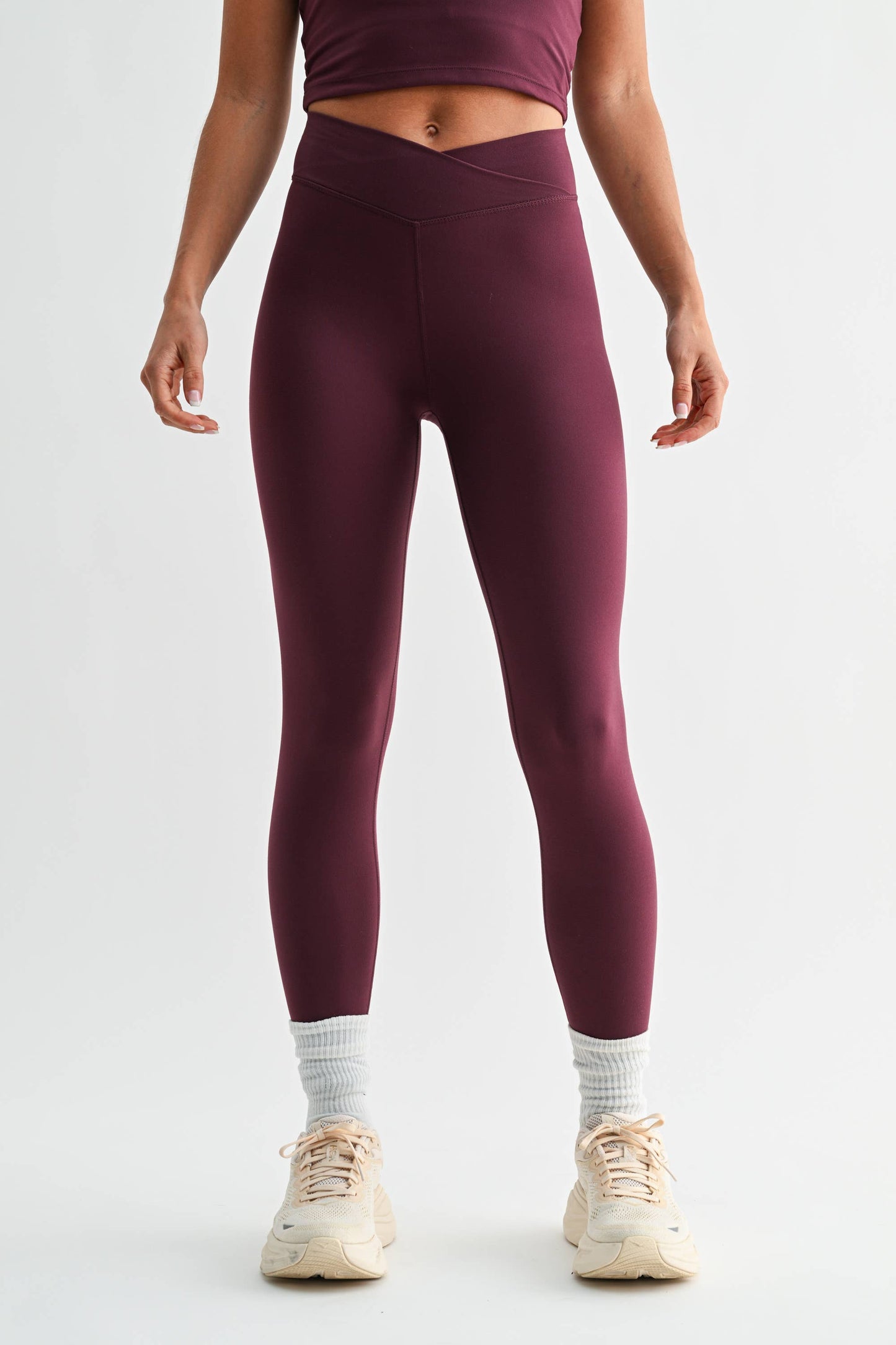 Venice Crossover Leggings: PLUM
