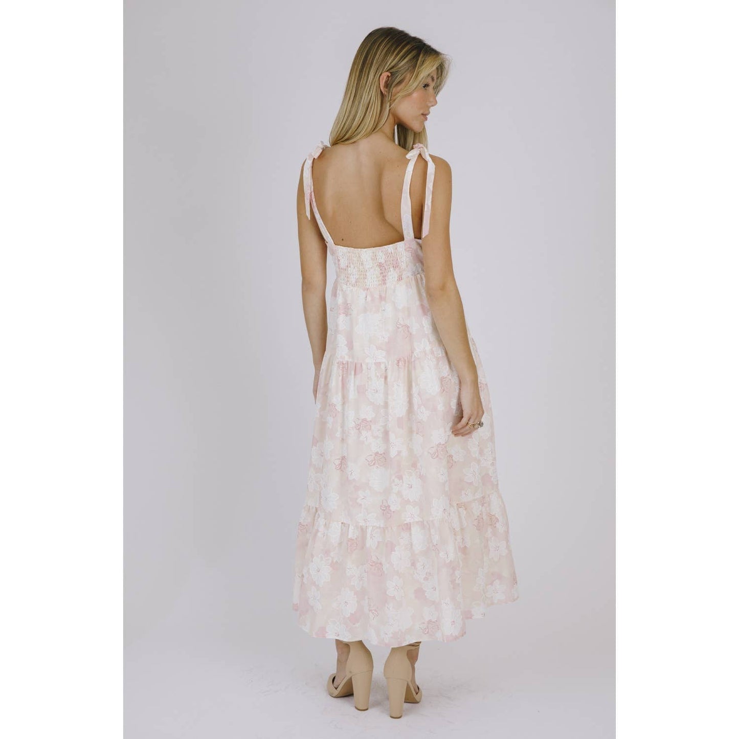 FLORAL & LIGHT RUFFLE DRESS