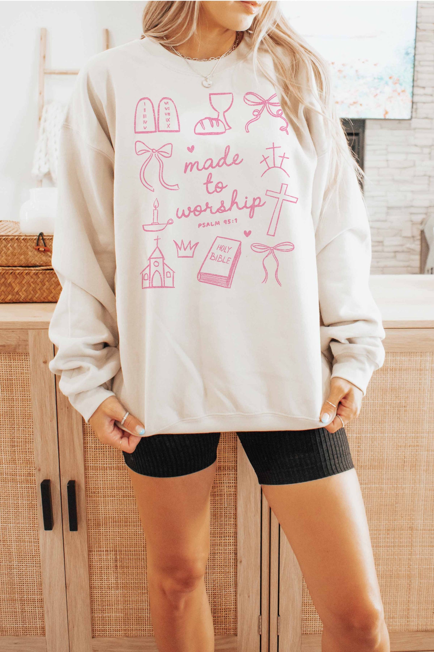 MADE TO WORSHIP OVERSIZED SWEATSHIRT