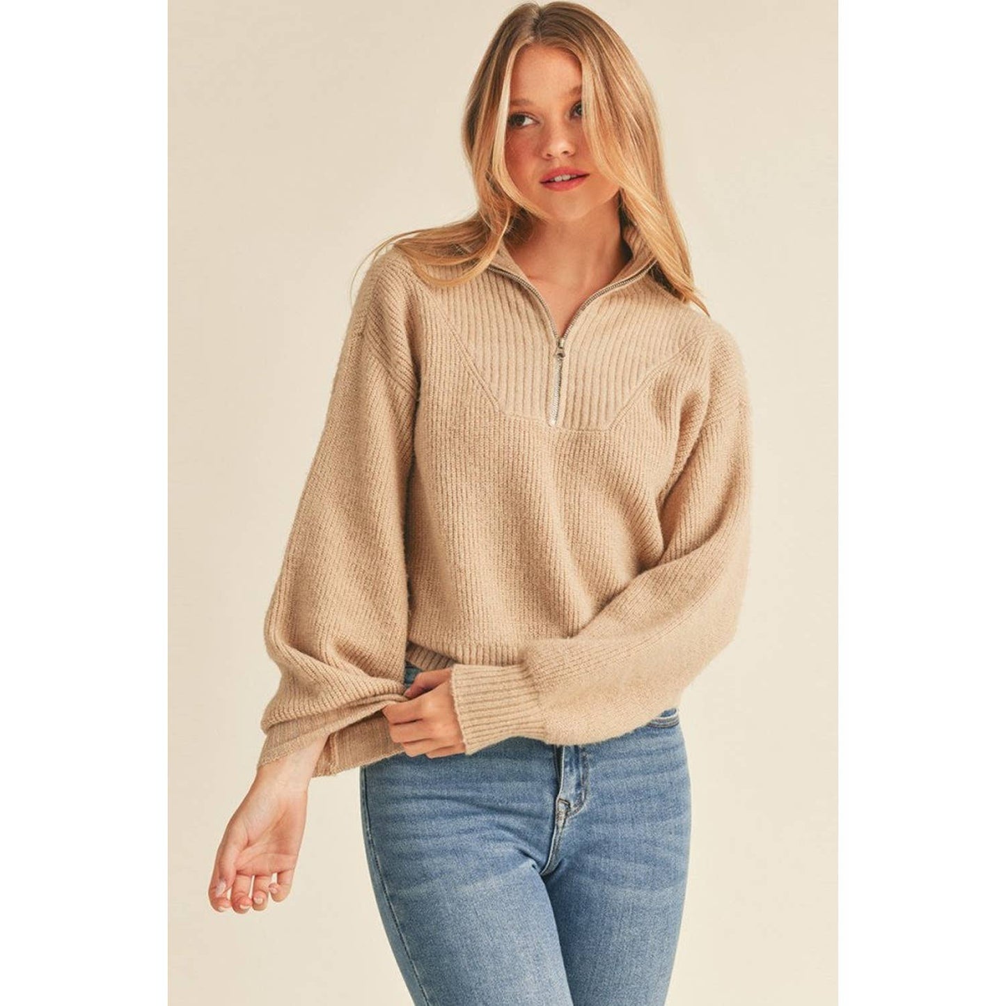 Mary-Anne Sweater- White